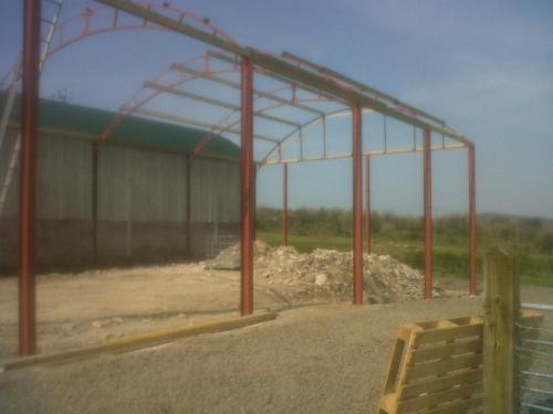 IMG02218-20140420-1546-Shed